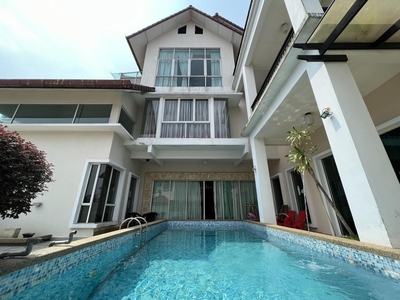 2.5 Storey Bungalow with Pool, Country Heights, Kajang Country Heights, Selangor, Freehold, Non-Bumi Lot