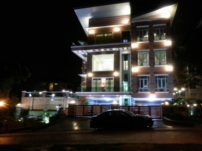 3.5 STOREY BUNGALOW HOUSE THE MINES RESORT CITY SERI KEMBANGAN with Private Lift Swimming Pool Basement Parking