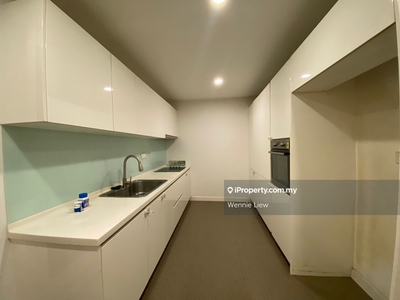 Azelia Residence - Unit with 3 Carparks For Rent