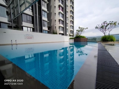 Freehold Ayuman Suites, Gombak, SelangorApartment 3r2b Furnished With: Grill, Kitchen Cabinet and Hob, 2 Airconds, 2 Water Heaters Swimming Pool