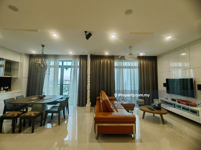 Fully Furnished Corner Unit For Sale (Green View) - 3 Car Parks