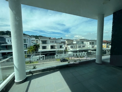 Fully Furnished Three Storey Bungalow, Sg Long