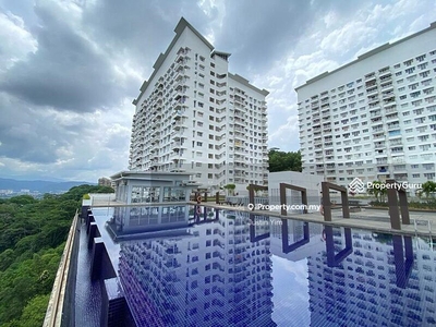 Monte Bayu Condominium for auction