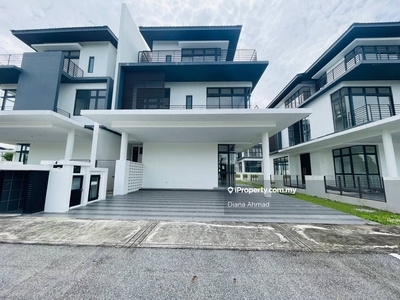 New Senna Residence, 2.5 Storey Semi-D House at Presint 12, Putrajaya