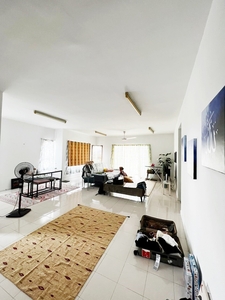 Park avenue 1219 sqft house for sale corner lot Damansara Damai Mid floor renovated MRT2 kepong