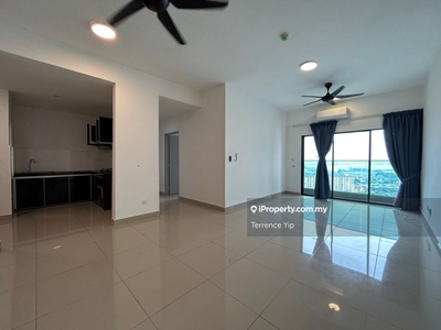Partial furnished unit with 4 rooms 2 balcony 2 parking at 1600 only