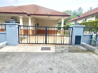Renovated Bungalow Park Avenue Seremban 2 with Extra Land