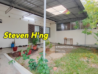 Single storey Semi Detached Corner Unit Taman Chee Seng