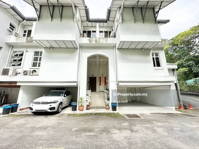 Well Maintained 3 Storey Villa Townhouse 2-Twelve Condominium Ampang