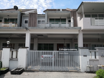 Bandar Seri Botani / Lapangang Raya House For Sale