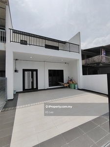 Freehold Newly Renovated 2sty House Move in condition Taman Cuepacs