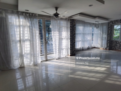 Ground floor duplex unfurnished unit for sale!! viewing anytime