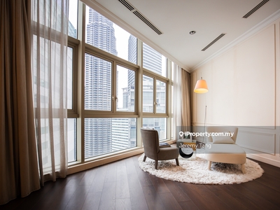 Luxurious Penthouse With An Unblocked KLCC View