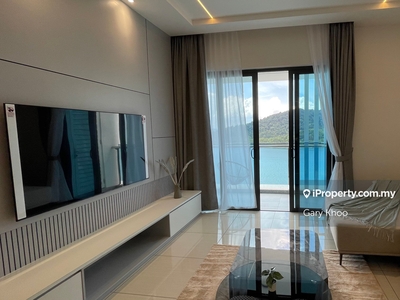 Queens Residence Fully Furnished Seafront 1650 Sqft Condo For Sales