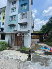 Apartment For Sale at Kelumpuk Kemunting