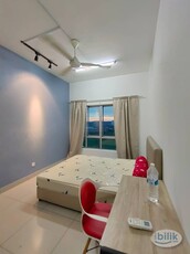 Master Room at OUG Parklane, Old Klang Road,All female house,Pavillion,Mall,ioi mall,Bukit jalil,Mid valley,Bangsar,Sunway,