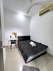Middle Room at Bayan Lepas, Penang