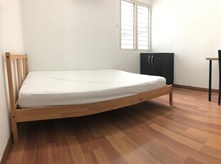 Middle Room at Bayan Villa Taman Bukit Serdang