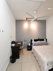 _Near Ara Damansara_ Middle Room with aircon!!!