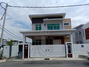 Rumah Bungalow Corner Lot 6r 4b Seremban Senawang untuk dijual