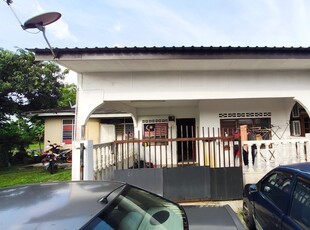 Single Room at Banting, Selangor