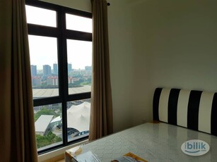 Walk to LRT! Middle Room at Parkhill Residence, Bukit Jalil