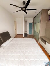 [Walking Distance to Mid Valley] Full Furnish Master Room with Private Bathroom