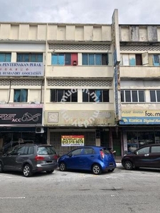 3 Storey Shop at Jalan Dato Onn Jaafar