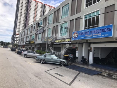 3 Storey Shop Lot at Seri Manjung, Sitiawan, Perak