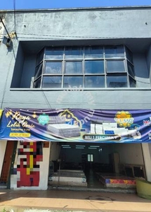 Double Storey Shop Lot For Sale in Station 18 / Pengkalan Ipoh