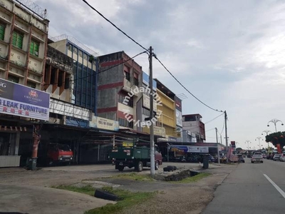 FACING MAINROAD 2 Storey Shoplot TOWN CENTRE Jalan Kampung Baru