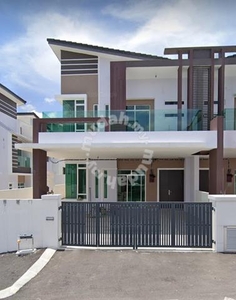 Lahat Double Storey Water Front Luxury Semi D Sell