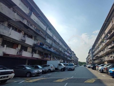 Melaka town , taman anika flat 3r2b renovated unit for sale