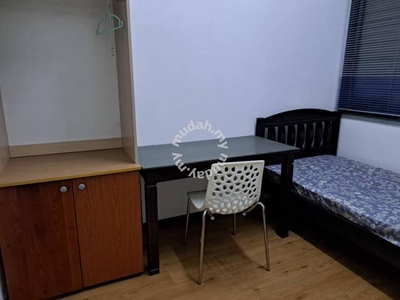 Room For Rent In Cheras Taman Connaught Near UCSI For Female Wifi