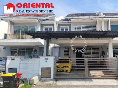 Rumah 2 Tingkat Jalan Utama 22x80 di Puncak Iskandar
