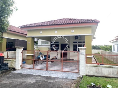 Taman Kurau Lestari, Kuala Kurau SemiD Rumah Berkembar Setingkat