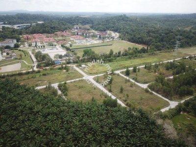 Tanah Lot Seri Iskandar Mampu Milik ( 2 lot )