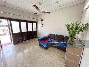 1 Sty Basic Condition Terrace House For Sale @ SS 2