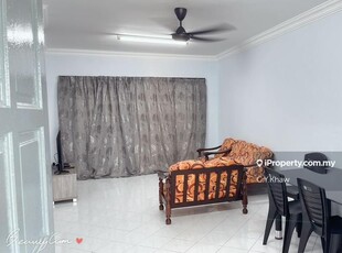 1323sqf 3bedroom Apartment at Seri Alam Fully Furnished New Renovation