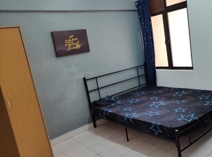Bukit Jalil Middle Room at Vista Komanwel