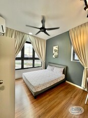 [Chinese Female Unit & 1 Month Deposit] ✨Master Room with Private Bathroom at M Vertica, Cheras [Walking Distance to MRT/LRT Maluri]