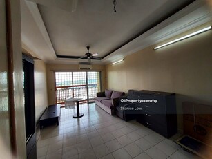 D'Cahaya Apartment Puchong 900sf renovated unit for Sale
