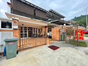 End Lot Upper Unit Townhouse Goodview Heights Kajang