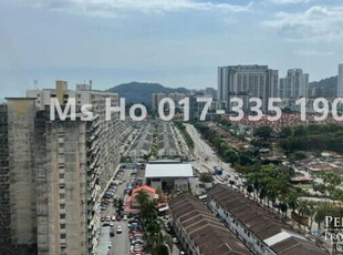 Freehold Desa Bayan, High Floor with Partially Furnished and Renovated,3 Bedrooms