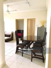 Fully Furnished, Walking distance to Lrt, Doorstep to Mall, Vacant Now