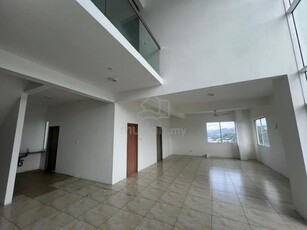 Jing Yuen Condominium Penthouse For Rent:-
