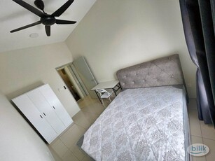 Middle Room at iBilik x Platinum OUG Residence Block B, Kuala Lumpur
