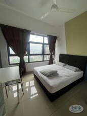 Middle Room at Lakeville Residence, Jalan Ipoh