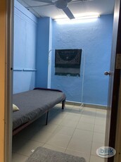 Single Room at Taman Mulia, Bandar Tun Razak
