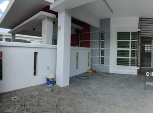 Single storey terrace house for rent
